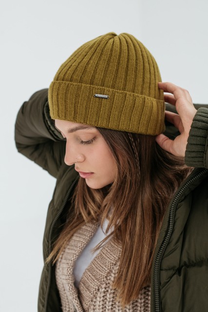 Barolo - Dámska vlnená čiapka, 90% merino vlny